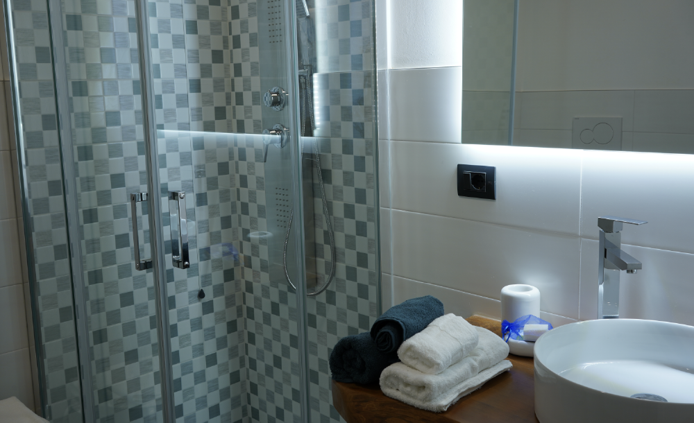 Camera-Conte-Paciotti-bagno-5