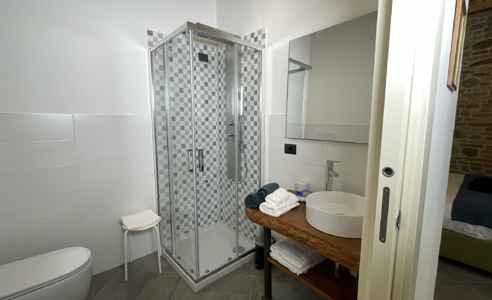 Camera-Conte-Paciotti-bagno-6